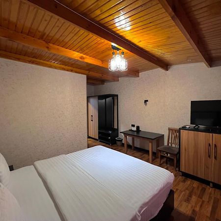 Byond Hotel Ташкент Екстер'єр фото