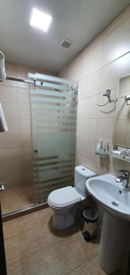 Byond Hotel Ташкент Екстер'єр фото